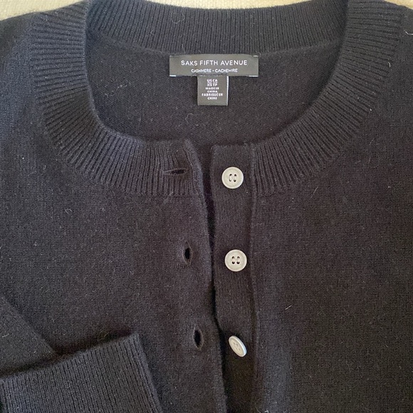 Black cashmere Henley - Picture 2 of 4